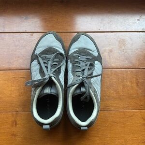 Merrell Women’s Alpine Sneakers size 11